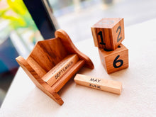 Load image into Gallery viewer, Fathers Day Retro Gift Wooden Desk Calendar-wall calendar
