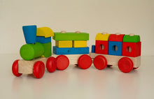 Load image into Gallery viewer, Train 3 section puzzle blocks wooden train