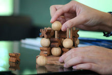 Load image into Gallery viewer, Tic-Tac-Toe 3D puzzle 3D wooden Brain teaser puzzle