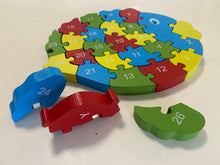 Load image into Gallery viewer, Puzzle for toddlers- Wooden animal themed puzzle -FISH