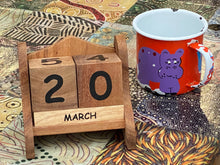 Load image into Gallery viewer, Wooden Desk Calendar-Retro vintage wall calendar