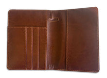 Load image into Gallery viewer, Men's Republic Travel Wallet & Luggage Tag Set