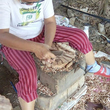 Load image into Gallery viewer, Kids Chair Wooden Stool Animal GIRAFFE Theme Children’s wood Chair Toddlers Stepping.