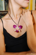 Load image into Gallery viewer, Purple/Blue  Orchid Dendrobium Real Flower Necklace
