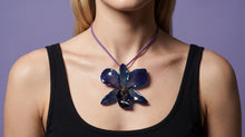 Load image into Gallery viewer, Purple orchid Dendrobium Real Flower Necklace
