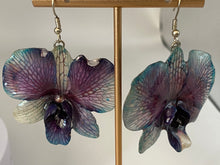 Load image into Gallery viewer, Real Flower Orchid Petal Earrings – Vibrant Purple Round Flower Botanical Jewelry
