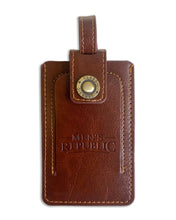 Load image into Gallery viewer, Fathers Day Gift Men&#39;s Republic Travel Wallet &amp; Luggage Tag Set
