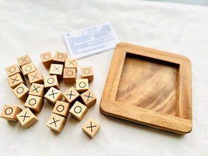 TIC TAC TOE naughts and Crosses XO board game ideal travel on a wooden platform