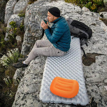 Load image into Gallery viewer, KILIROO Inflatable Camping Travel Pillow - Orange
