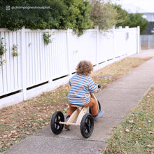 Load image into Gallery viewer, Scout 2-in-1 Balance Bike &amp; Trike.
