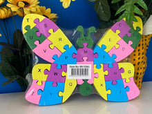 Load image into Gallery viewer, Wooden animal puzzle -Butterfly shaped
